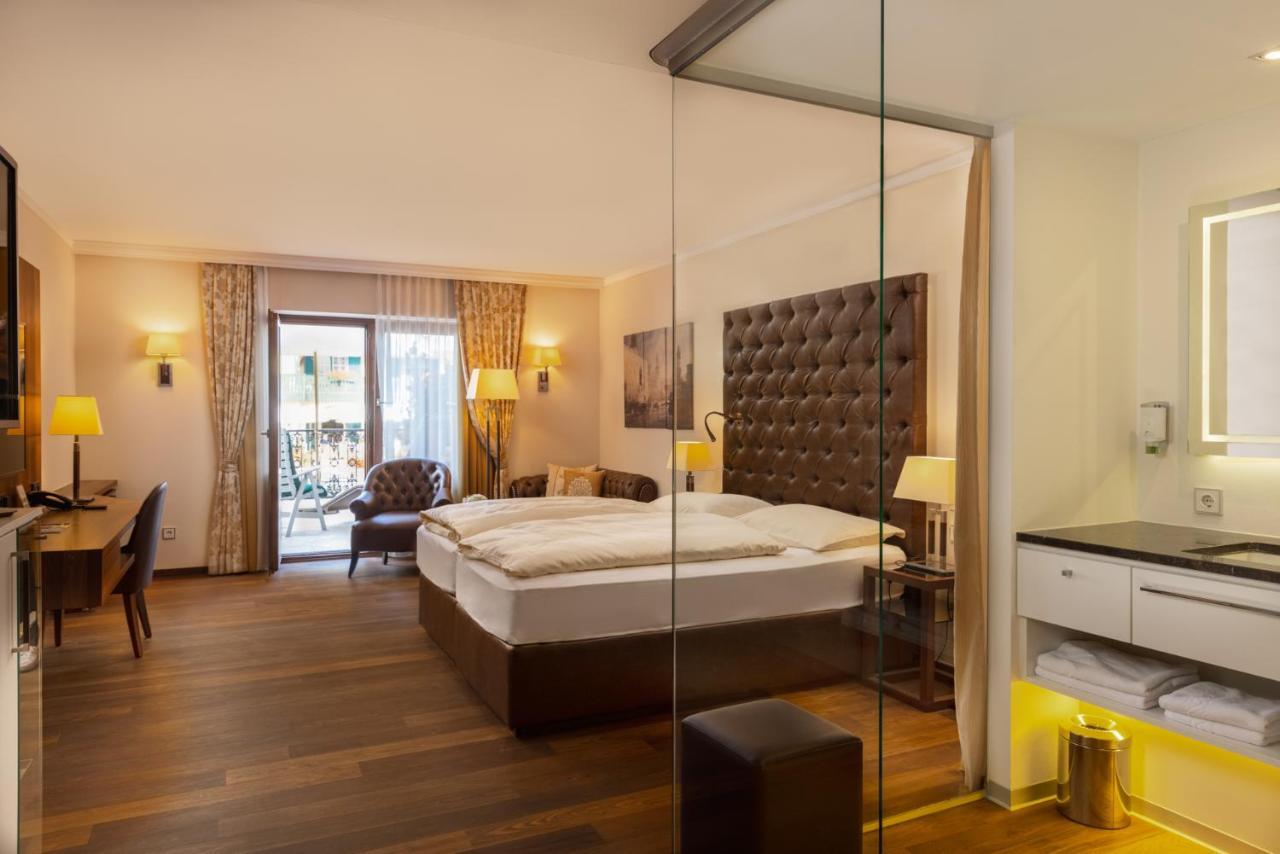 Hotel Friesacher Аниф Екстериор снимка