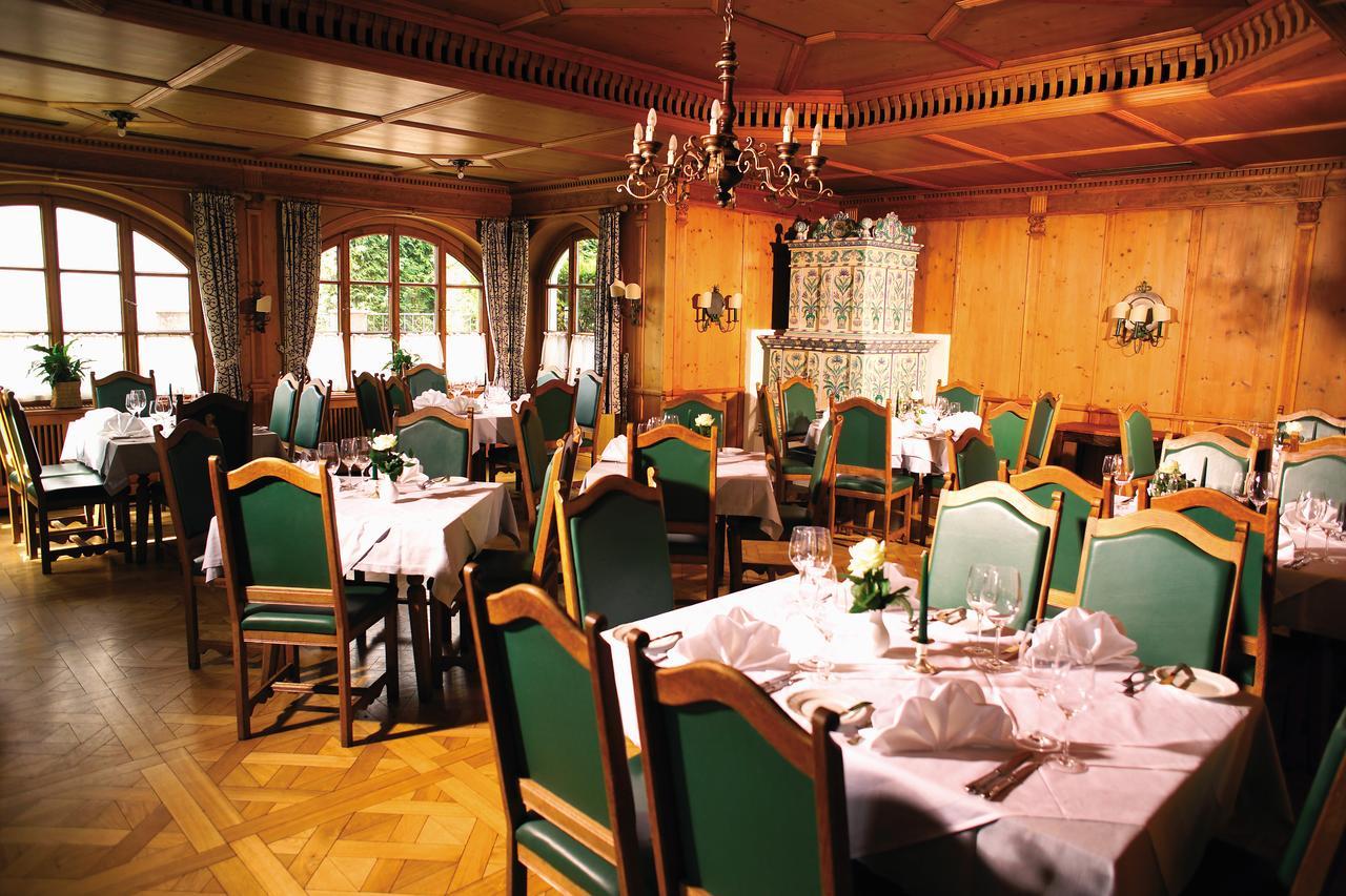 Hotel Friesacher Аниф Екстериор снимка